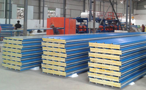 厂房翻新如何选班玛彩钢岩棉板防火厚度